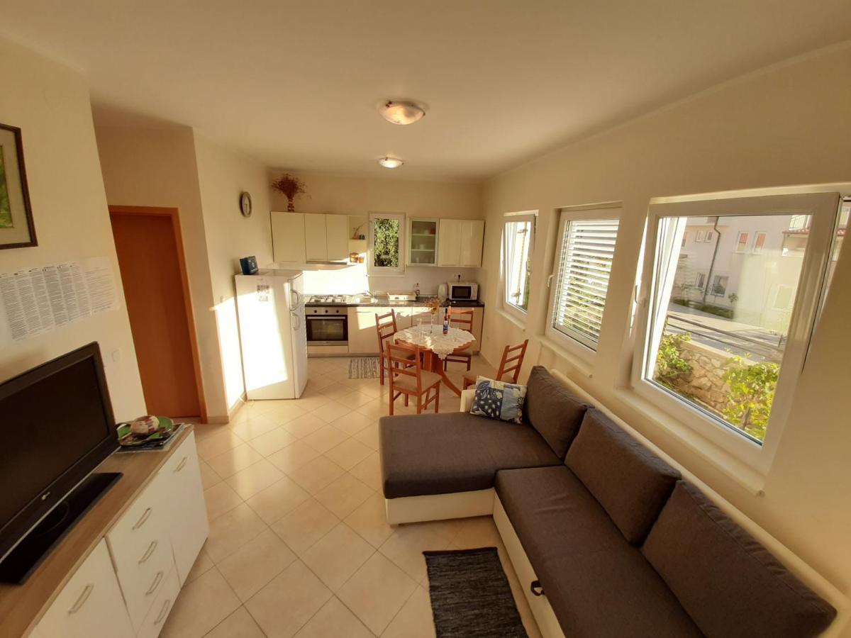Apartments Puky Dreams Novalja Exterior photo